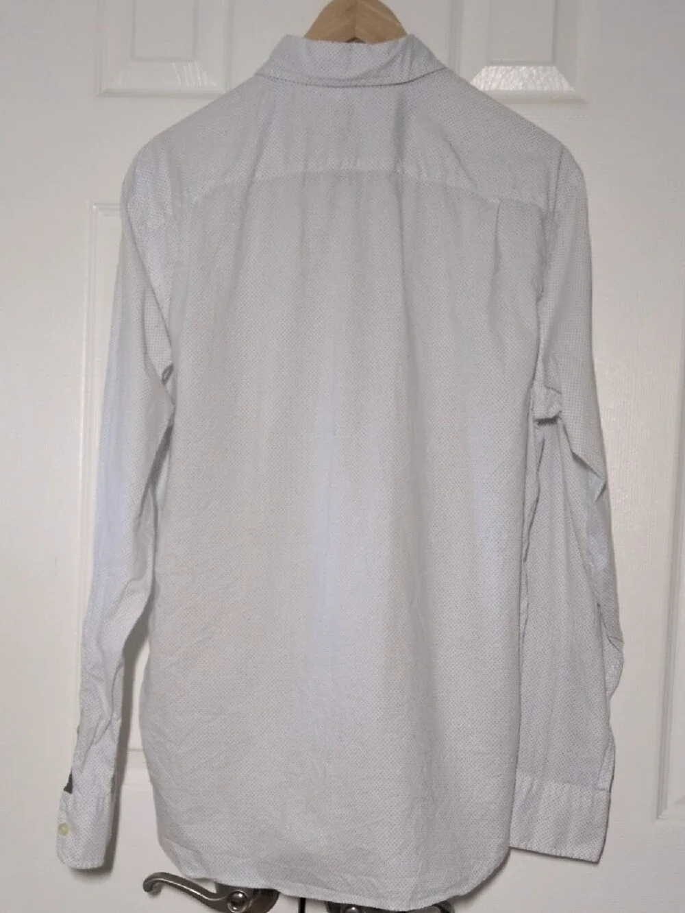J. Crew mens quality woven cotton Button-Down Shirt - White with Micro Print L